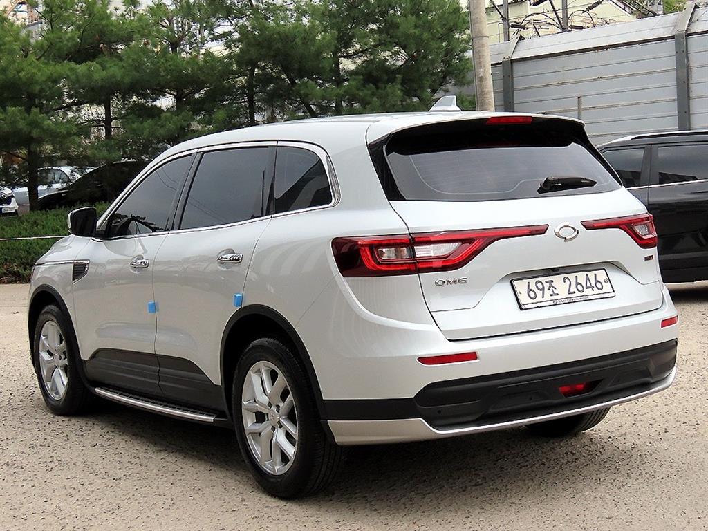 SAMSUNG QM6 - Vista 3