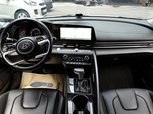 HYUNDAI Avante - Vista 12