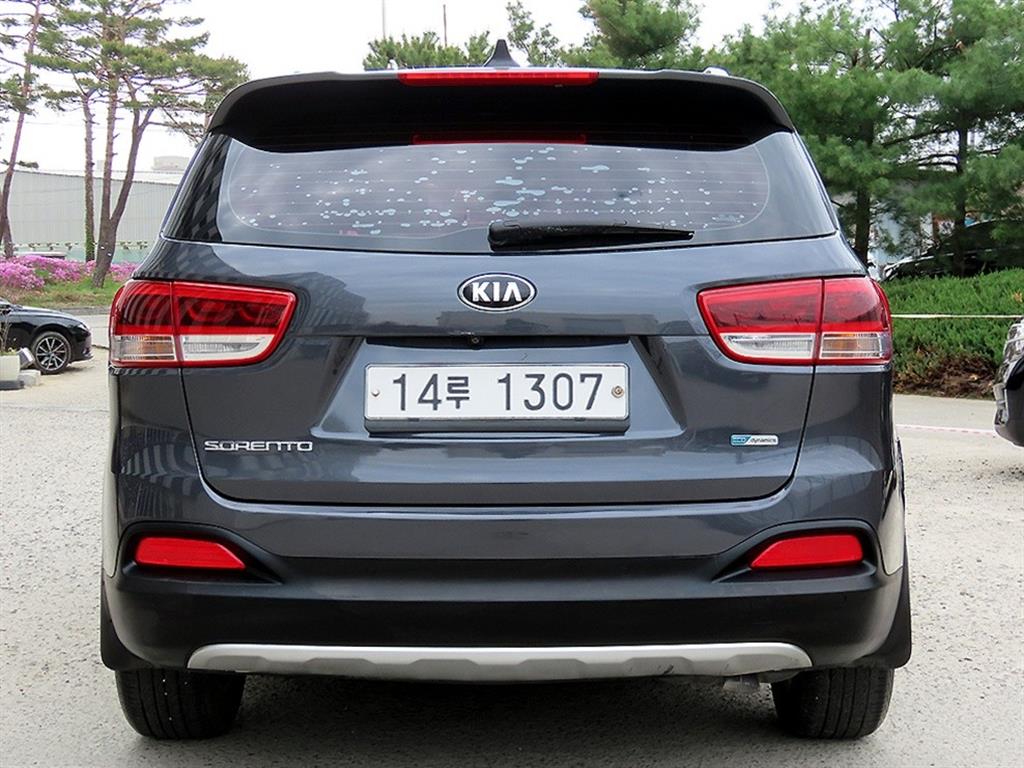 KIA Sorento - Vista 4