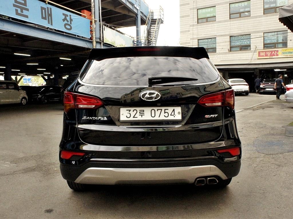 HYUNDAI Santa Fe - Vista 5