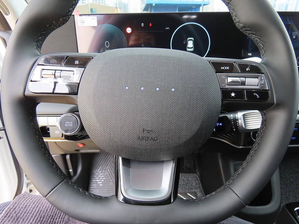 HYUNDAI Ioniq 5 - Vista 9