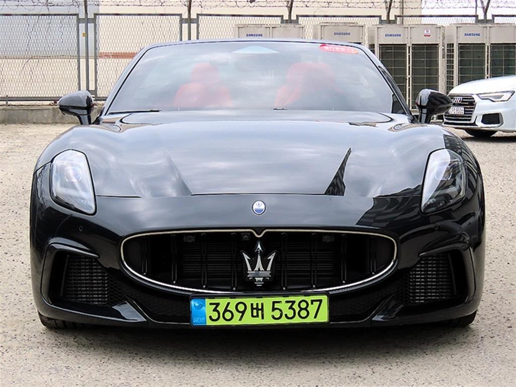 Maserati Gran Cabrio - Vista 5