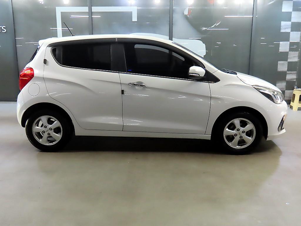 Chevrolet Spark - Vista 3