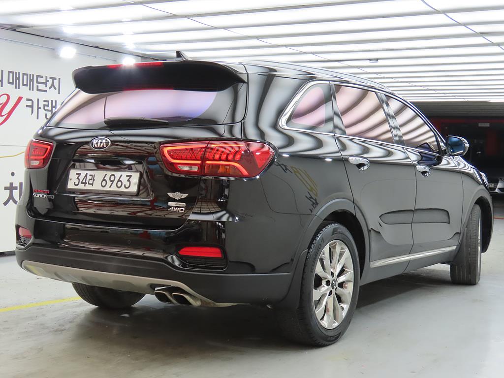 KIA Sorento - Vista 4