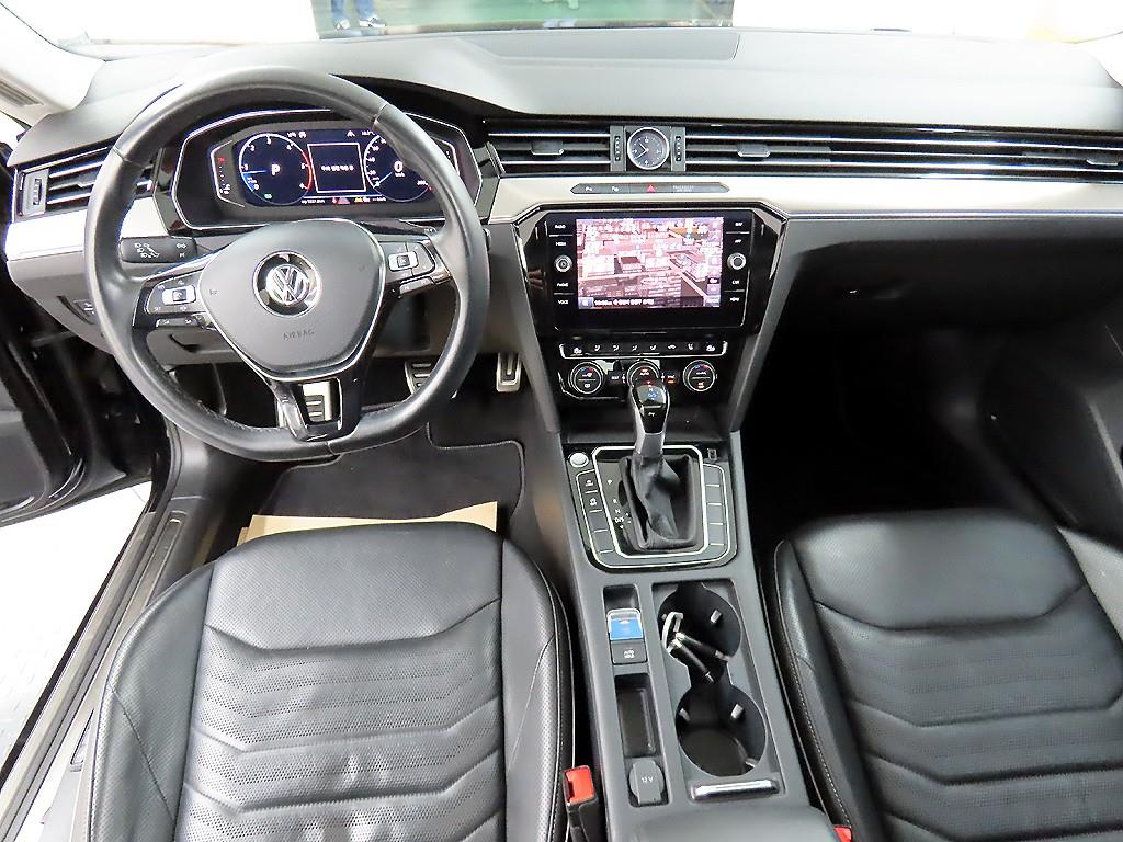 Volkswagen Arteon - Vista 7