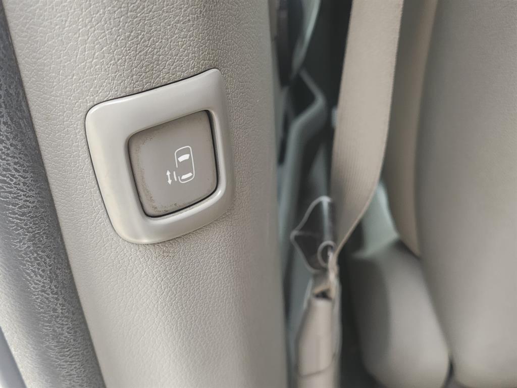 KIA Carnival 2016 Blanco - Importación desde Corea - HF Imports Iquique - Foto 16