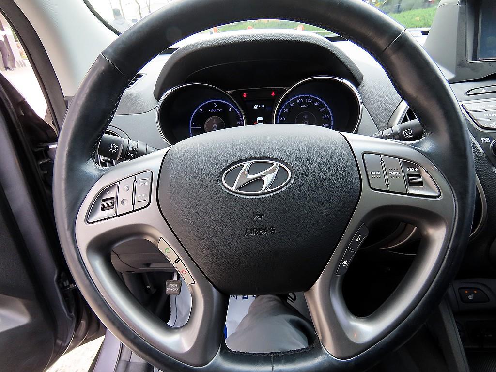 HYUNDAI Tucson - Vista 8
