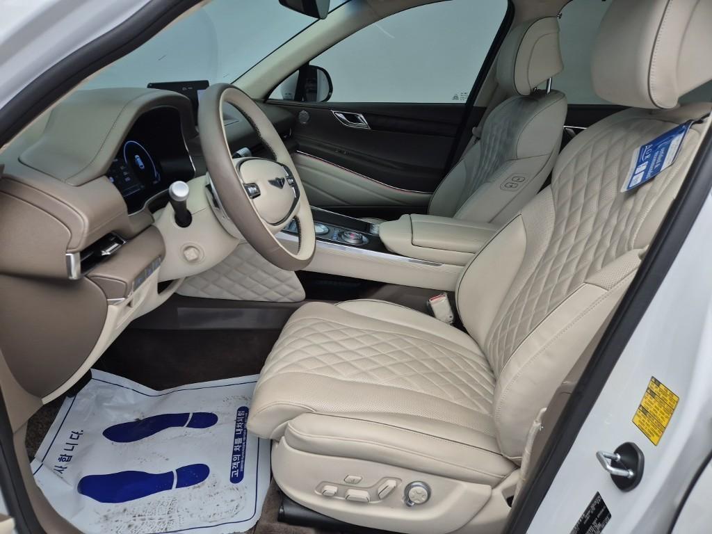 Genesis GV80 - Vista 11