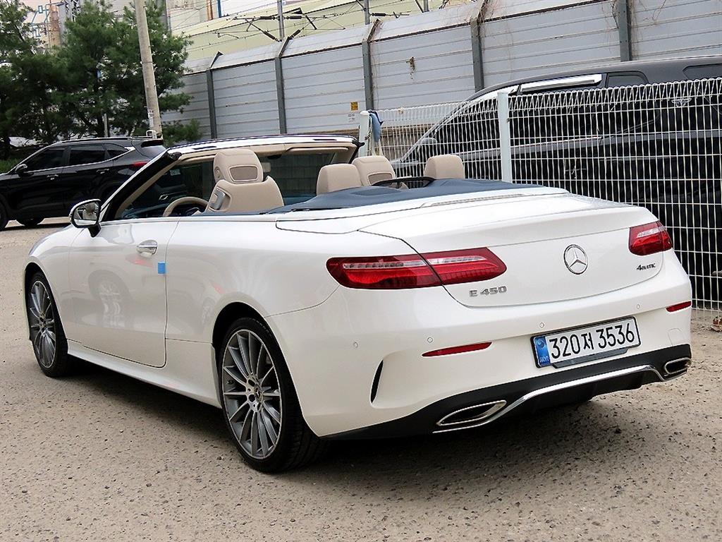 Mercedes Benz E class - Vista 7