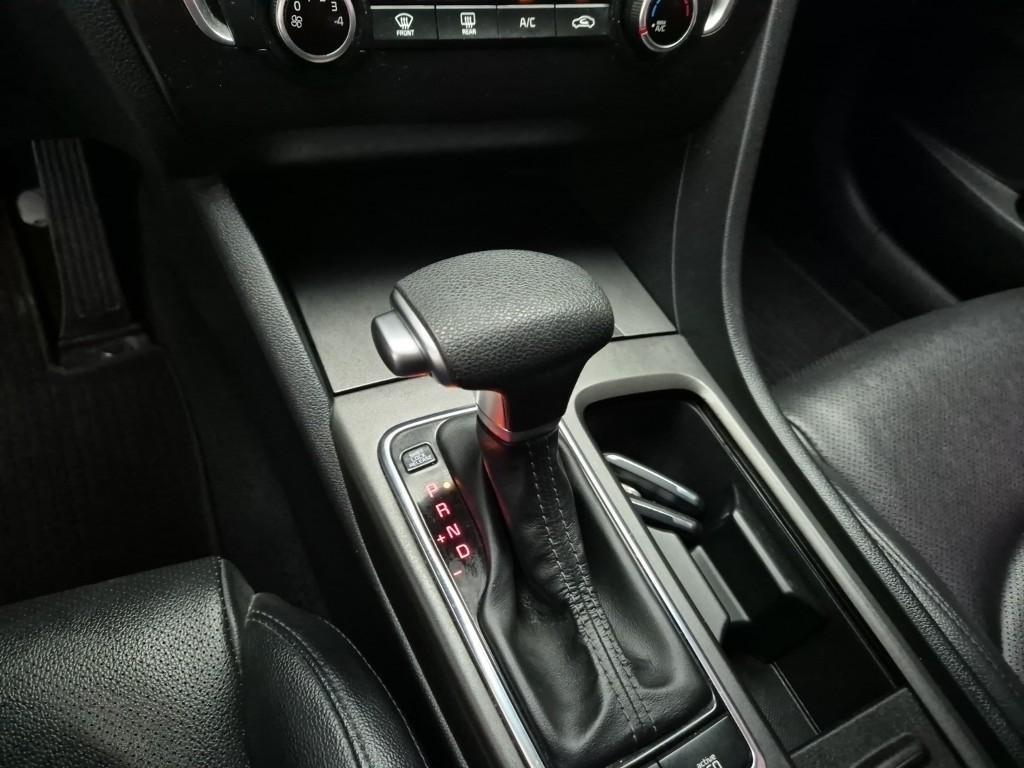 KIA K5 - Vista 8