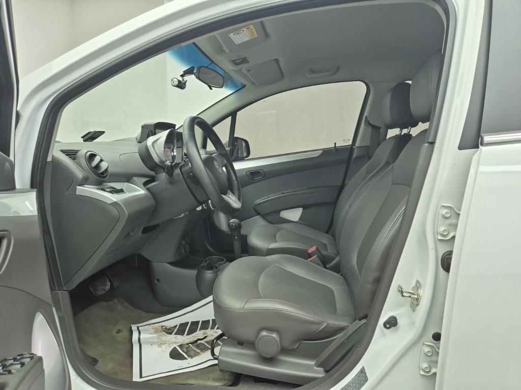 Chevrolet Spark - Vista 11