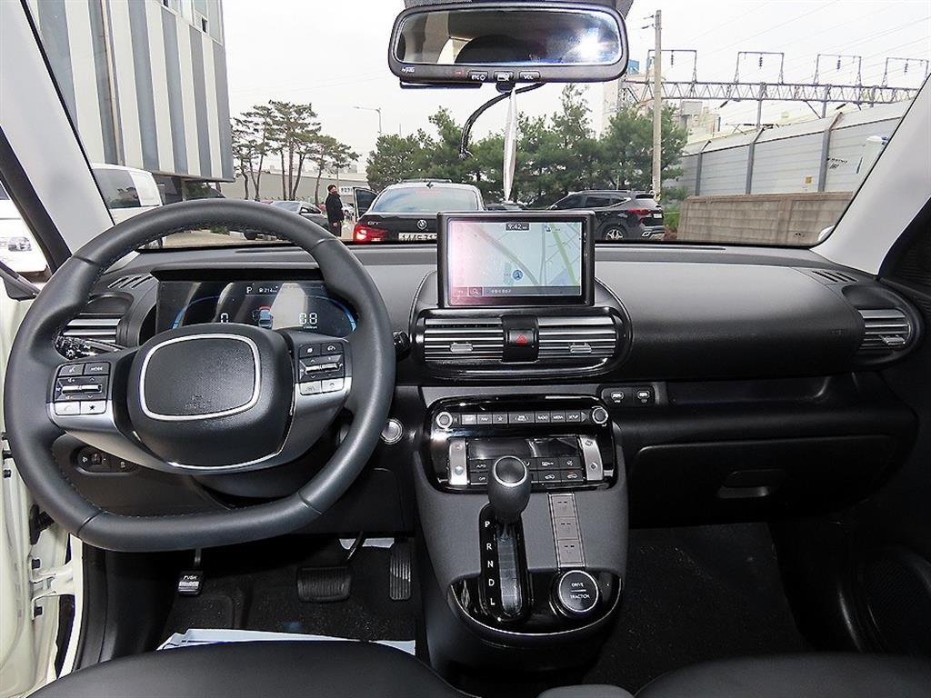 HYUNDAI Casper - Vista 7