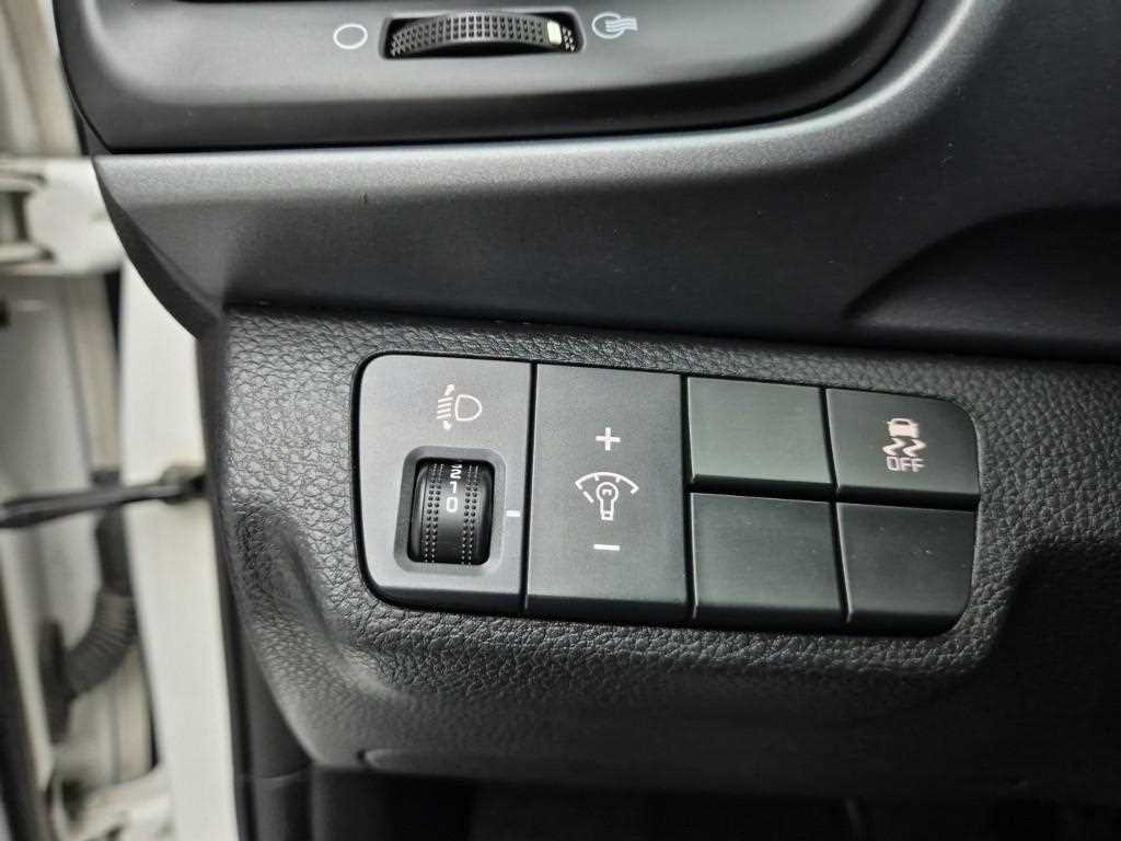 KIA Stonic 2018 Blanco - Importación desde Corea - HF Imports Iquique - Foto 17