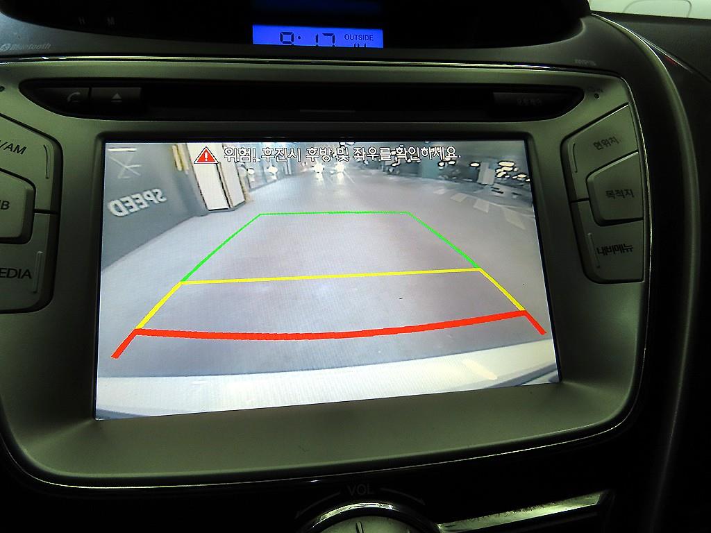 HYUNDAI Avante 2011 Blanco - Importación desde Corea - HF Imports Iquique - Foto 15