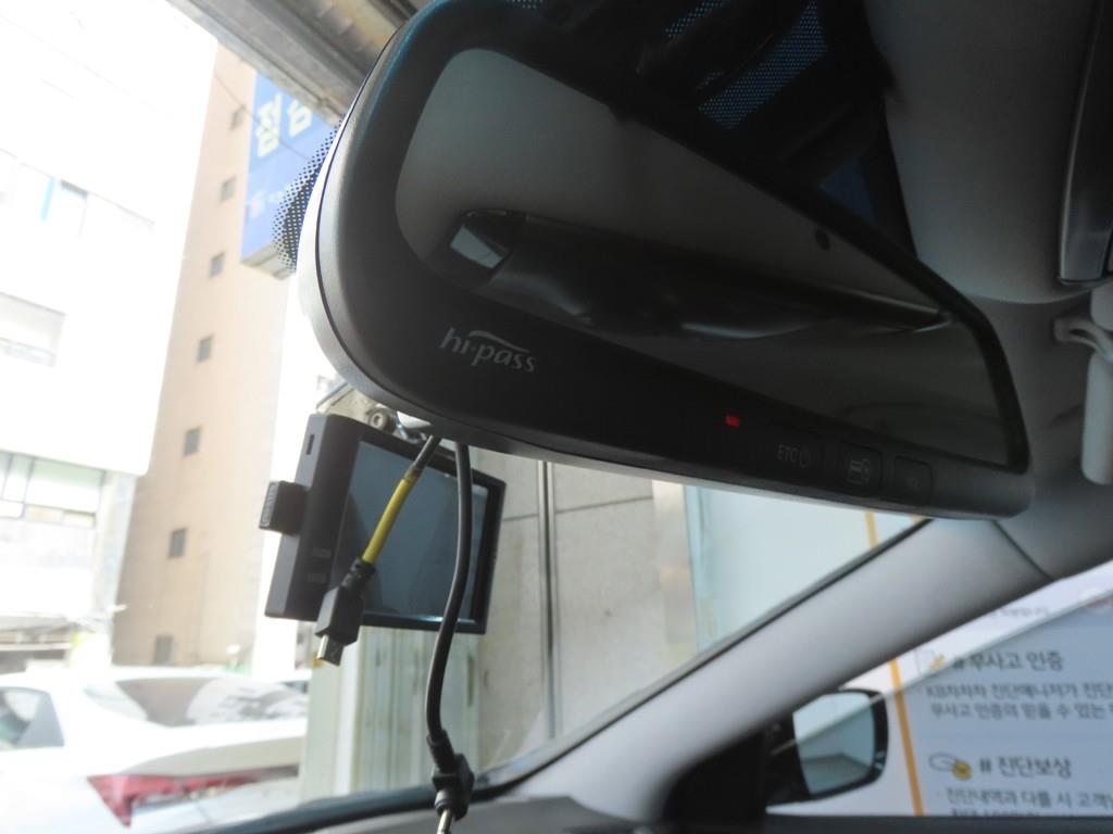 HYUNDAI Grandeur - Vista 11