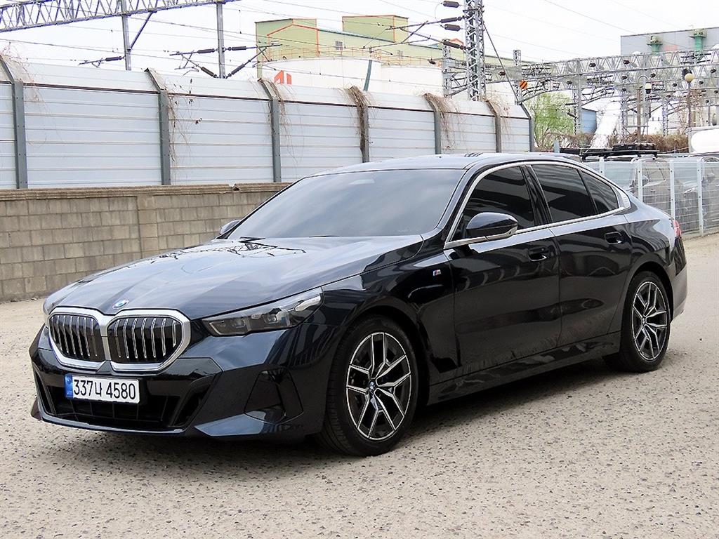 BMW 5 Series - Vista 2