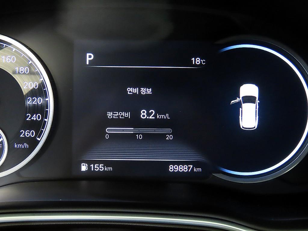 Genesis GV80 - Vista 9