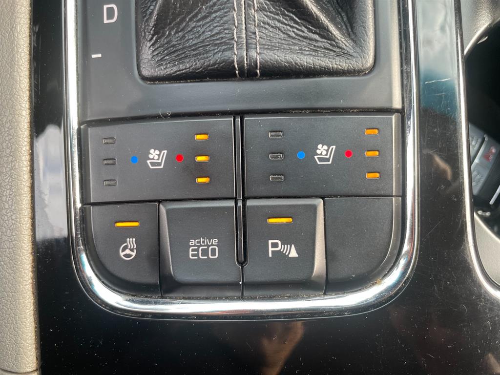 KIA Carnival - Vista 12