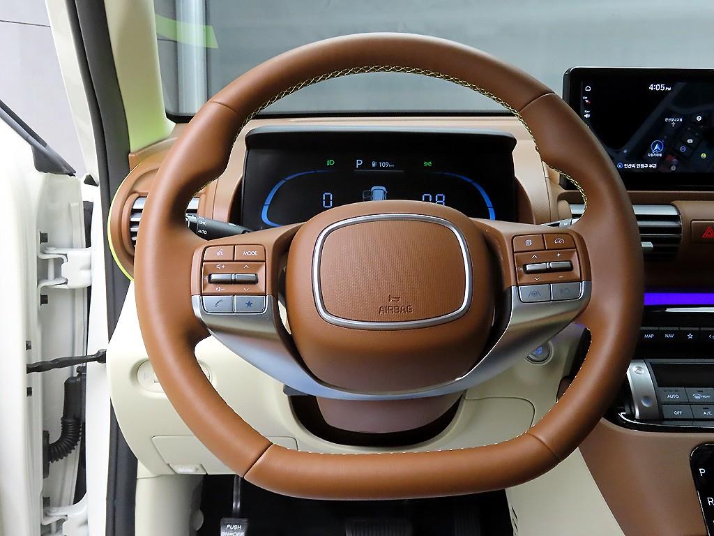 HYUNDAI Casper - Vista 9