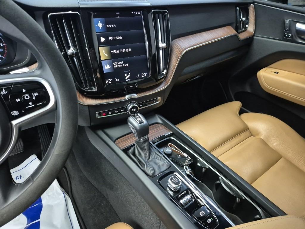 Volvo XC60 - Vista 10