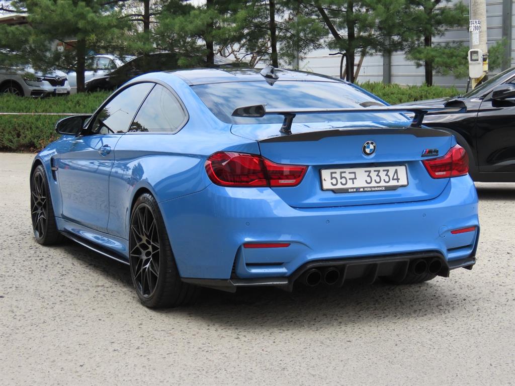 BMW 4 Series - Vista 5