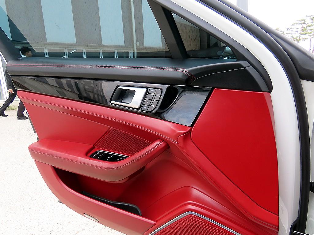 Porsche Panamera - Vista 11