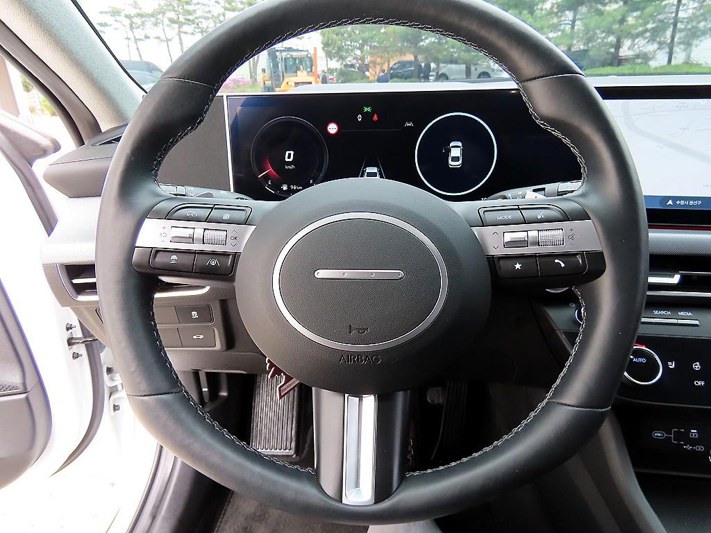 HYUNDAI Sonata - Vista 8