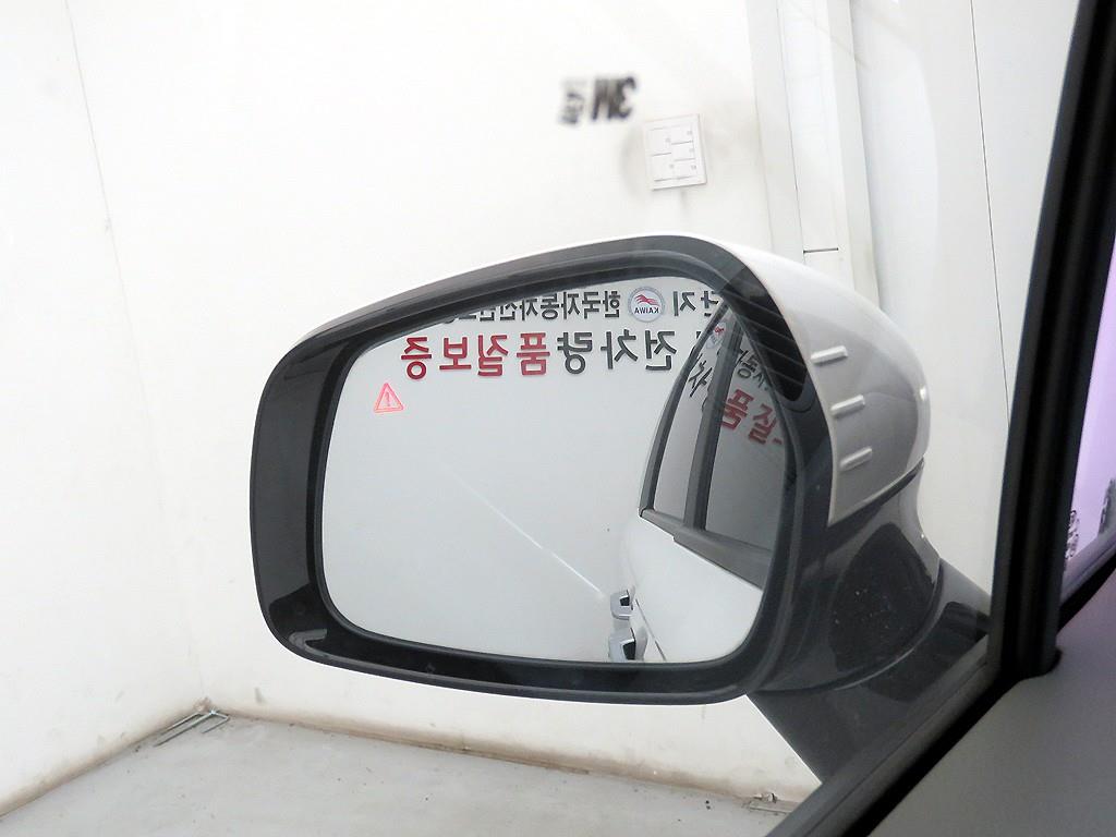 KIA Carnival - Vista 6