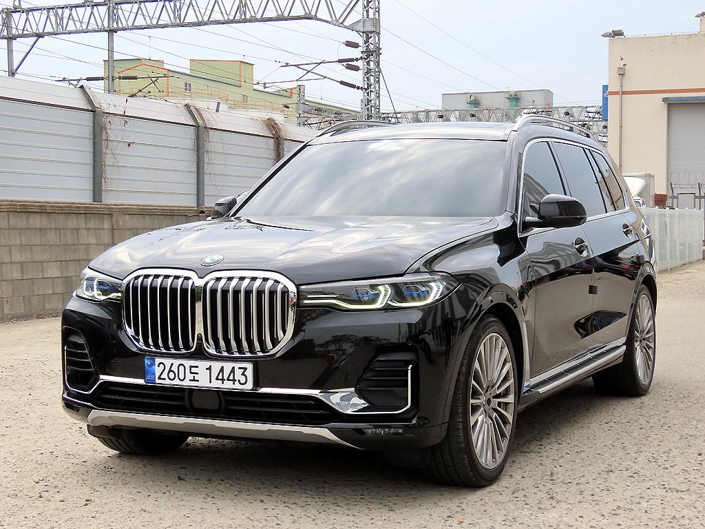 BMW X7 - Vista 2