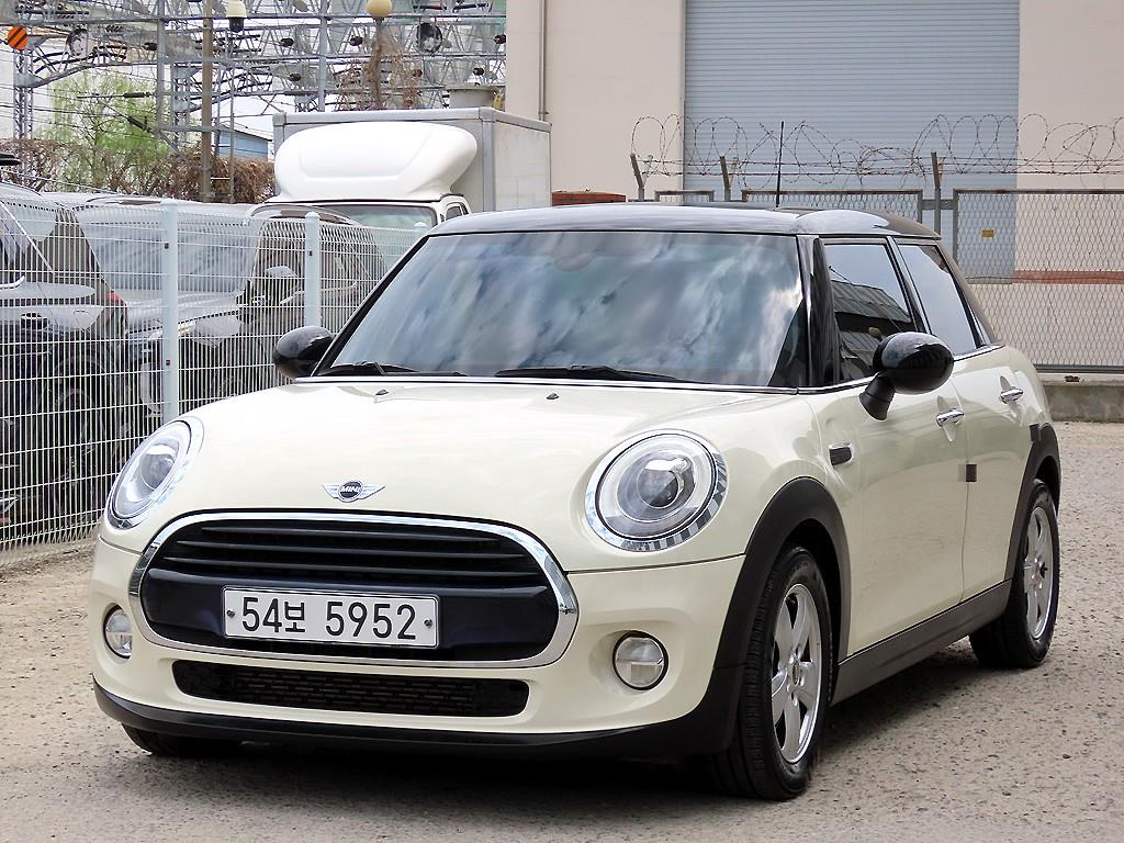 Mini Cooper - Vista 2