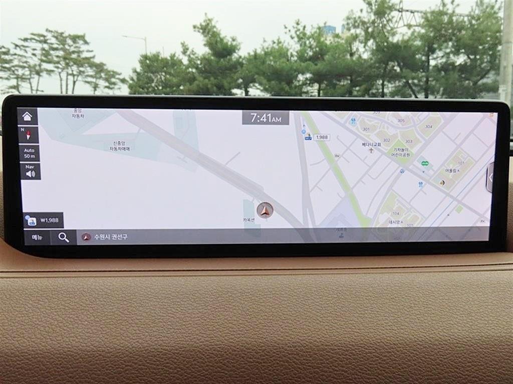 Genesis G80 - Vista 10