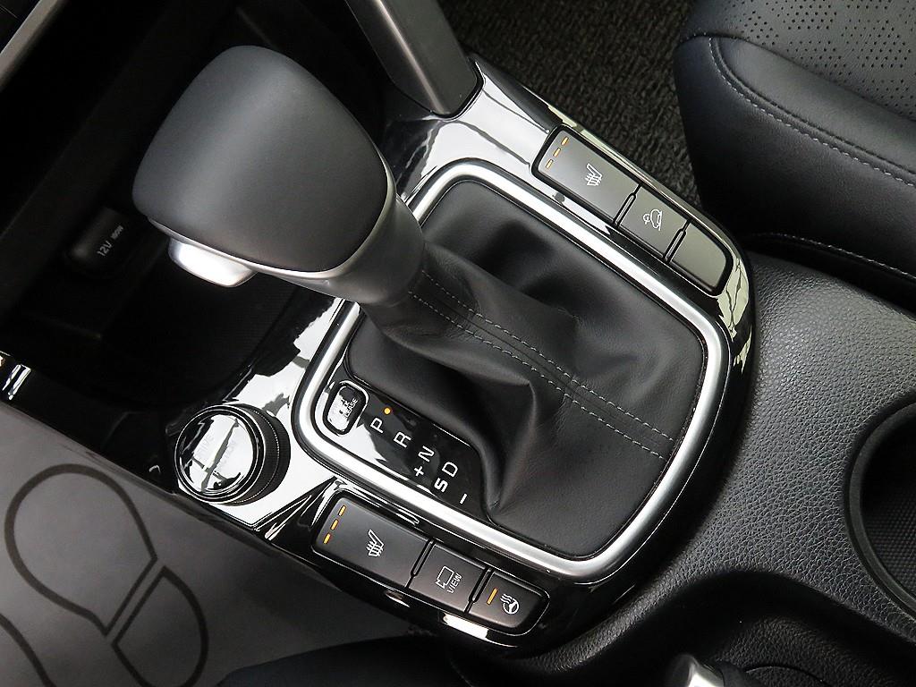 KIA Seltos - Vista 12