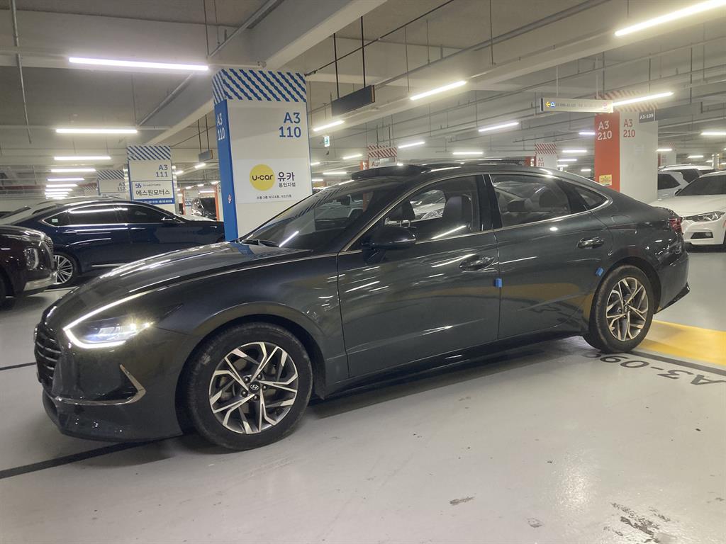 HYUNDAI Sonata - Vista 2