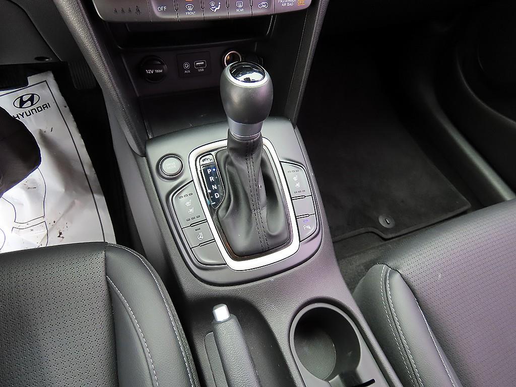 HYUNDAI Kona - Vista 10