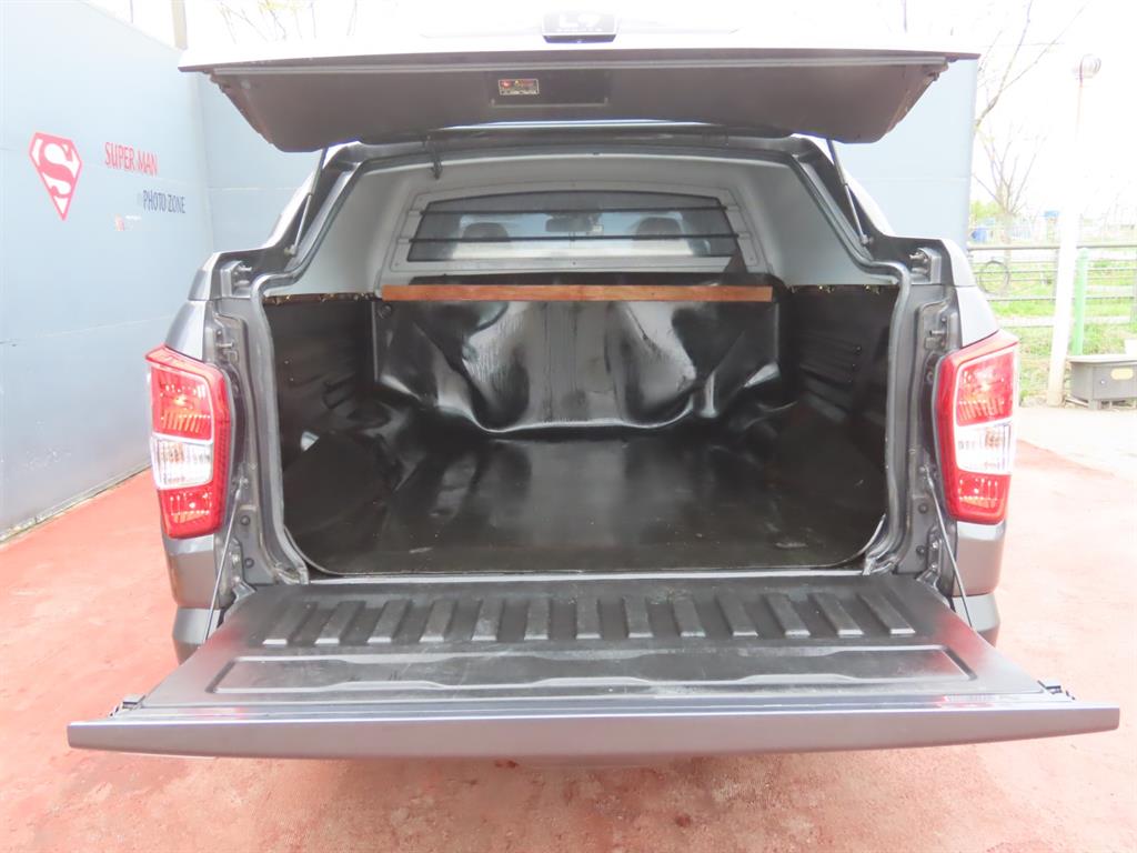 Ssangyong Rexton - Vista 9