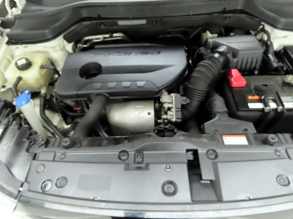 Ssangyong Tivoli 2016 Blanco - Importación desde Corea - HF Imports Iquique - Foto 19