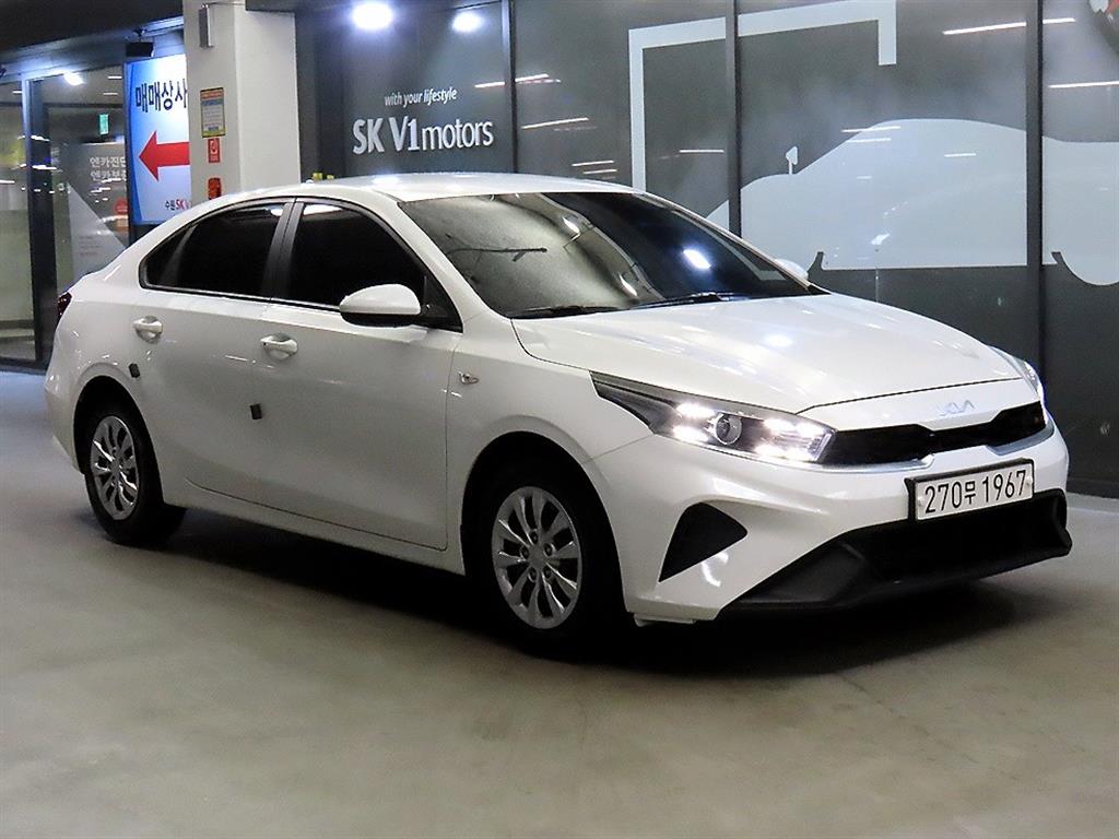 KIA K3 2022 Blanco - Importación desde Corea - HF Imports Iquique - Foto 1