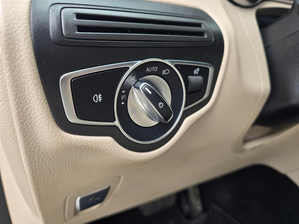 Mercedes Benz GLC Class 2019 Blanco - Importación desde Corea - HF Imports Iquique - Foto 15