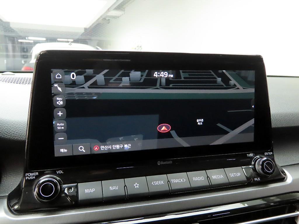 KIA Seltos - Vista 8