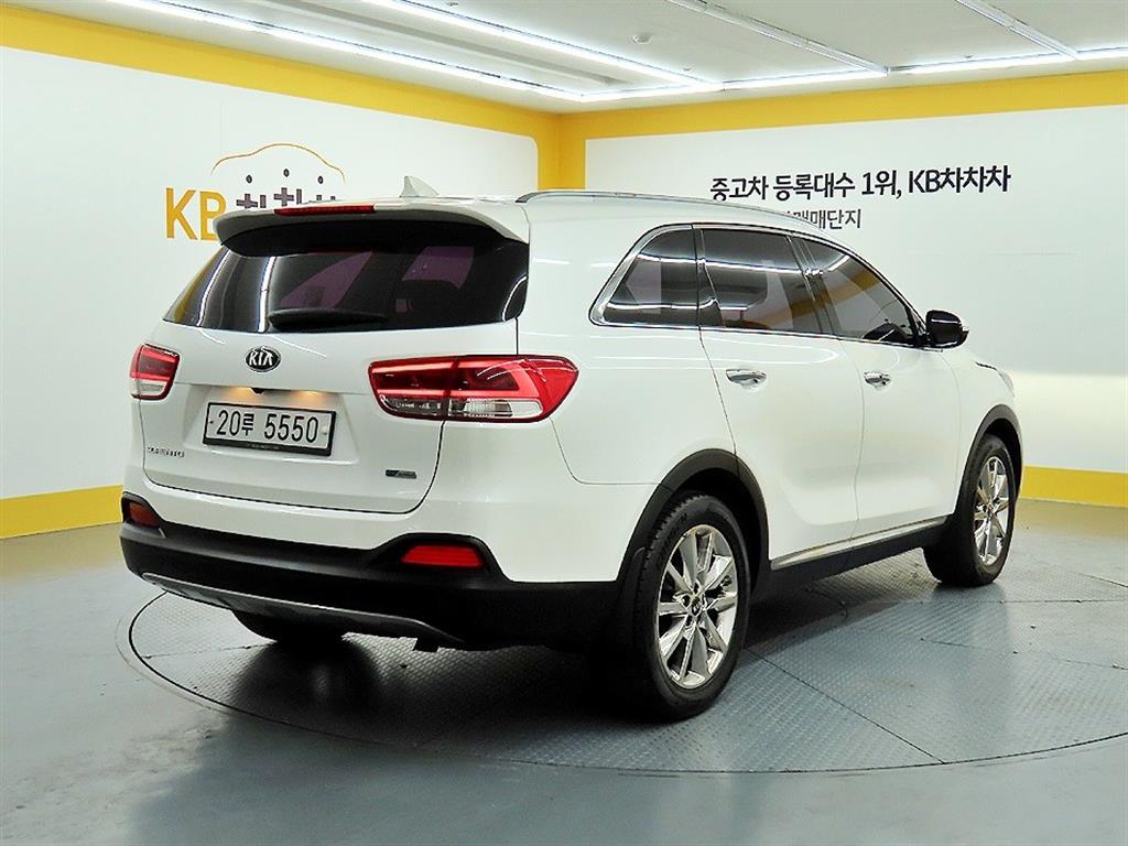 KIA Sorento - Vista 4