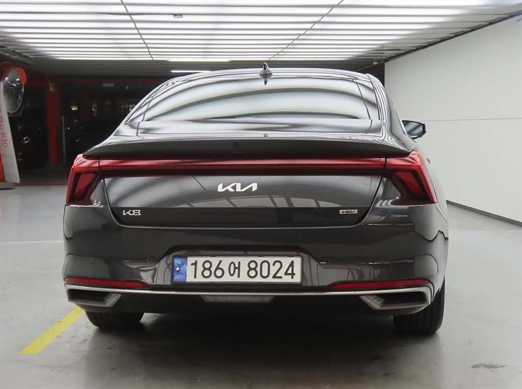 KIA K8 - Vista 3