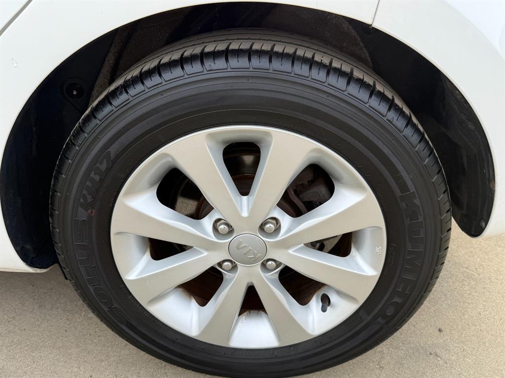 KIA Pride 2014 Blanco - Importación desde Corea - HF Imports Iquique - Foto 19