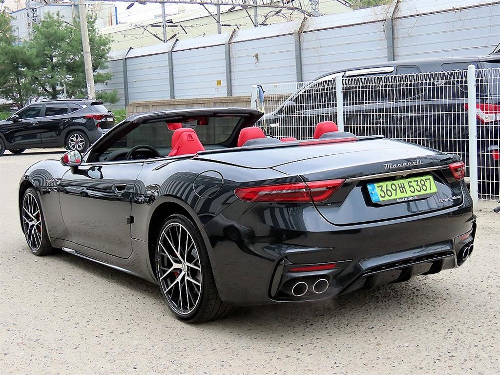 Maserati Gran Cabrio - Vista 7