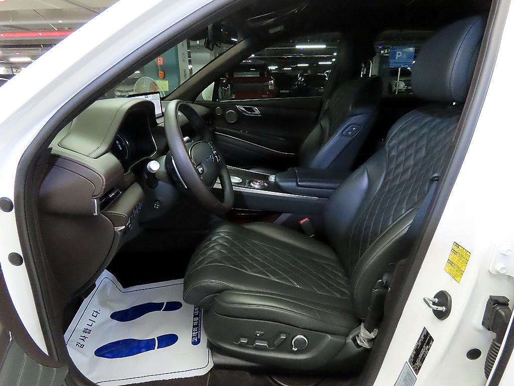 Genesis GV80 - Vista 6