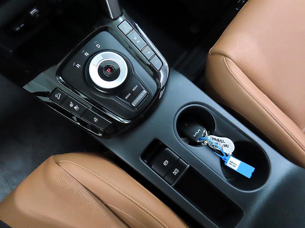 KIA Seltos - Vista 10