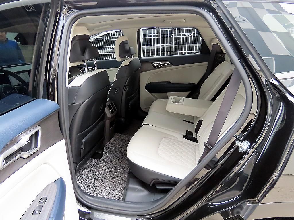 KIA Sportage - Vista 6