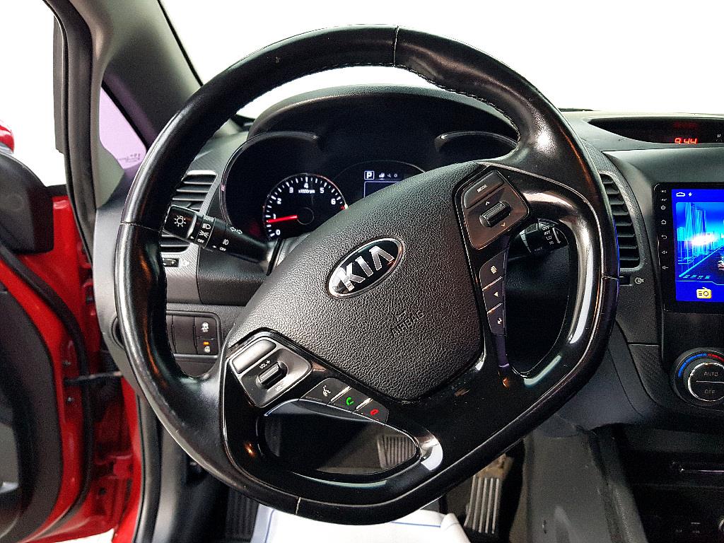 KIA K3 - Vista 12