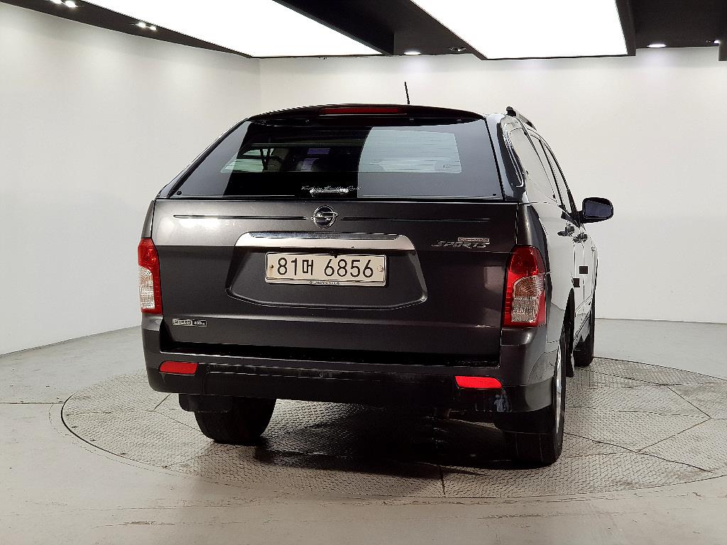 Ssangyong Korando - Vista 3