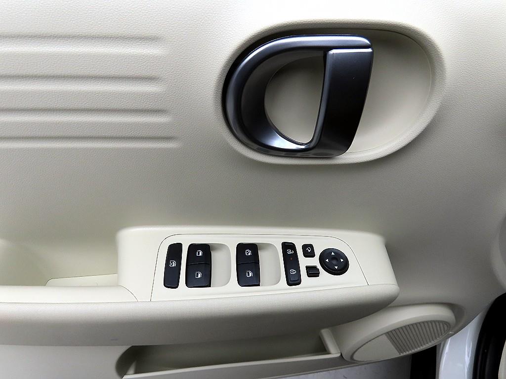 HYUNDAI Casper - Vista 11