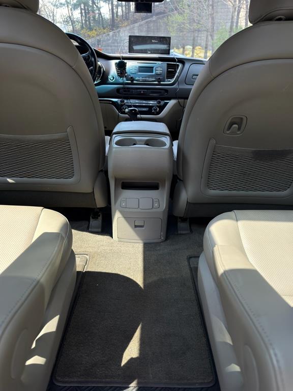 KIA Carnival 2016 Blanco - Importación desde Corea - HF Imports Iquique - Foto 15